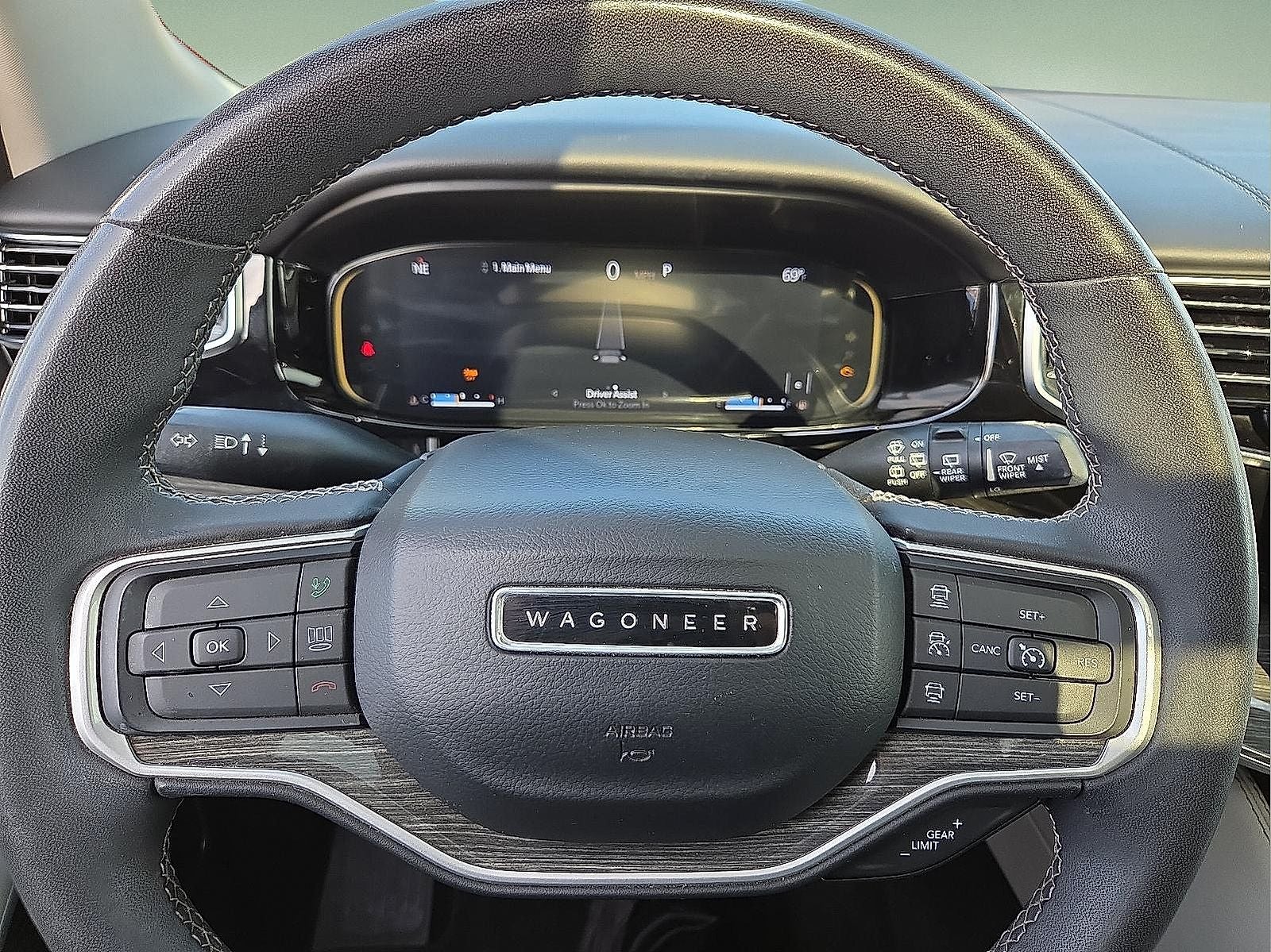 2022 Jeep Wagoneer Series III 4x2