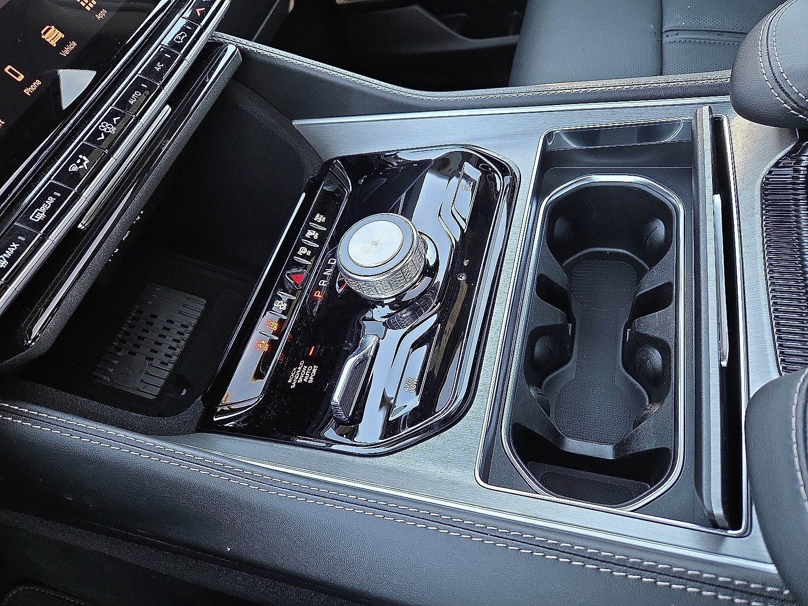 2026 Jeep Grand Wagoneer GRAND WAGONEER 4X4