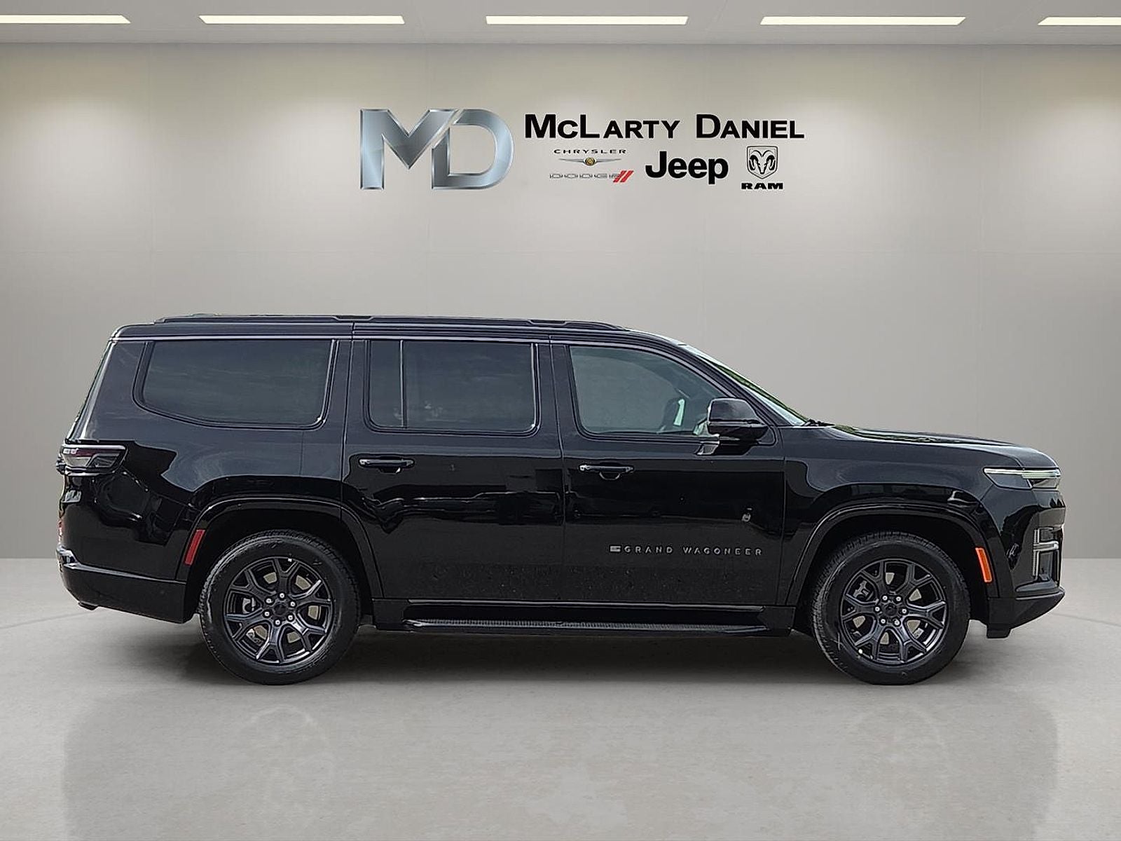 2026 Jeep Grand Wagoneer GRAND WAGONEER LIMITED ALTITUDE 4X4