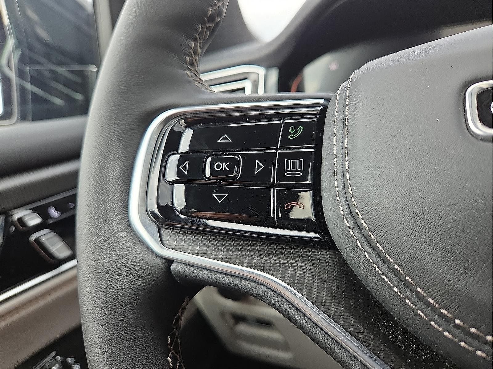 2026 Jeep Grand Wagoneer GRAND WAGONEER SUMMIT OBSIDIAN 4X4