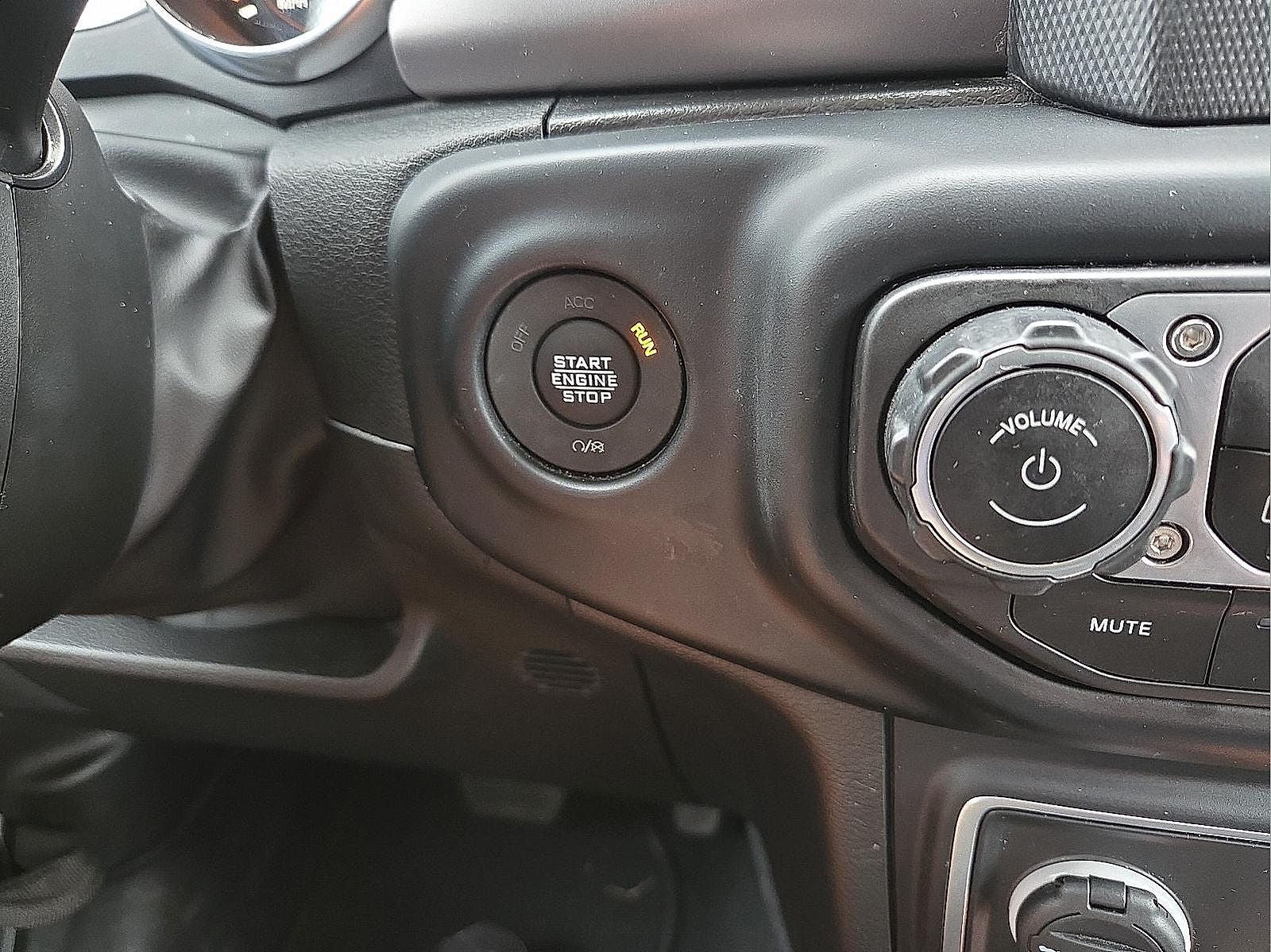 2023 Jeep Gladiator Sport S 4x4
