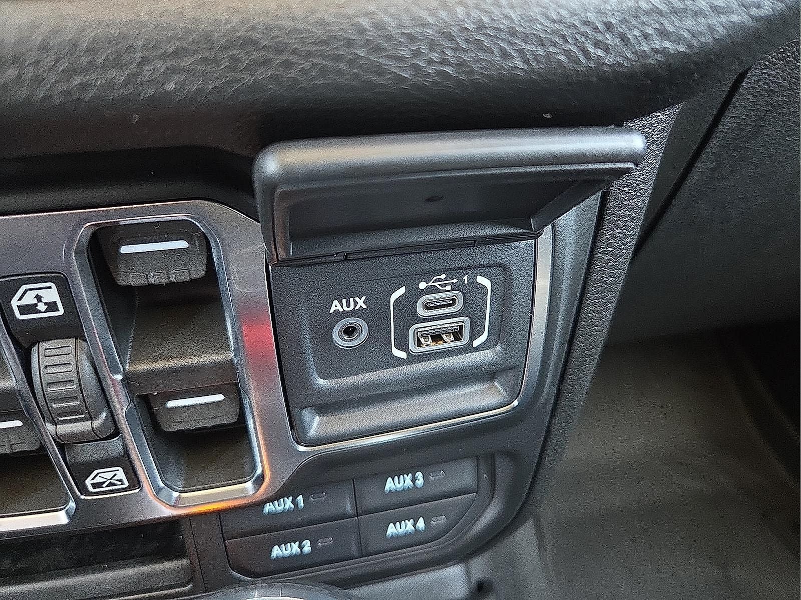 2026 Jeep Gladiator GLADIATOR SPORT 4X4