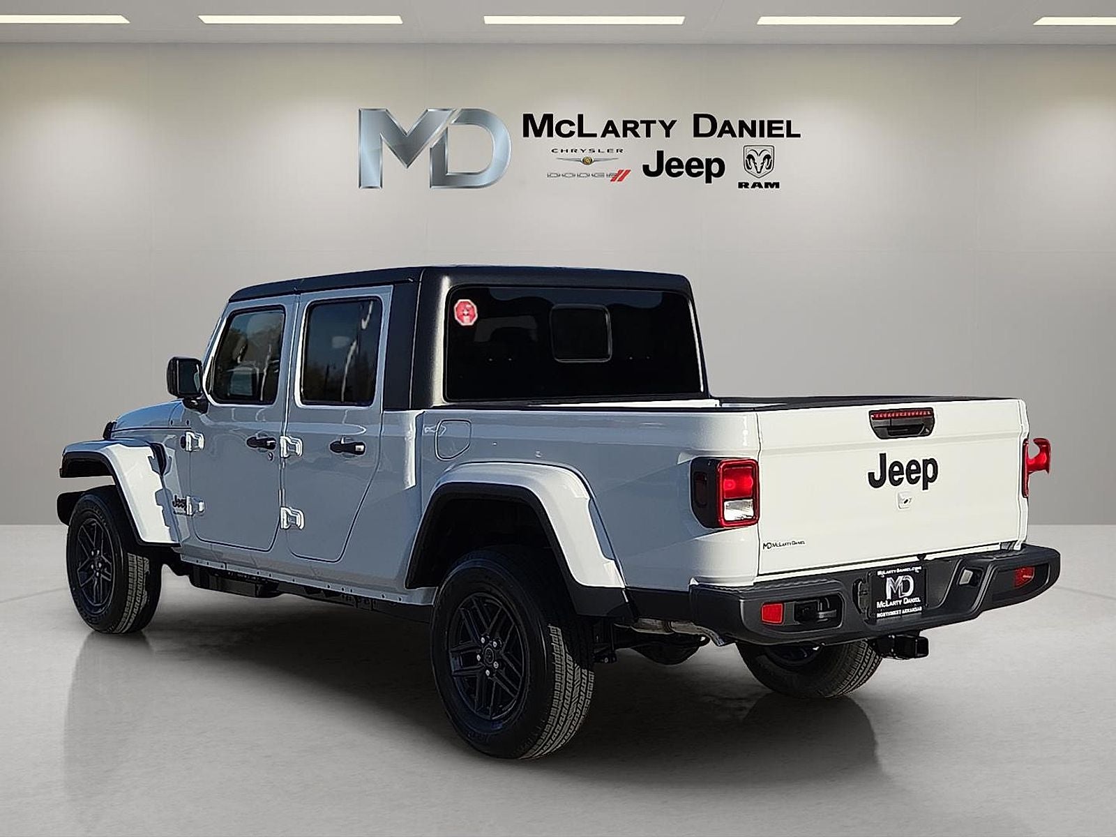 2026 Jeep Gladiator GLADIATOR SPORT S 4X4