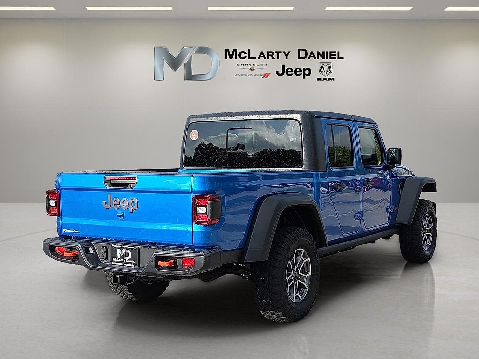 2025 Jeep Gladiator GLADIATOR MOJAVE 4X4