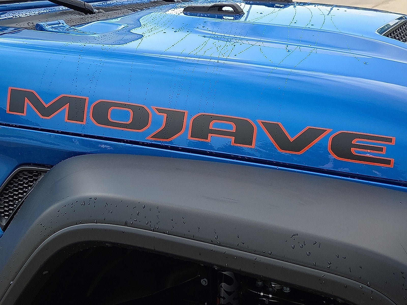 2025 Jeep Gladiator GLADIATOR MOJAVE 4X4