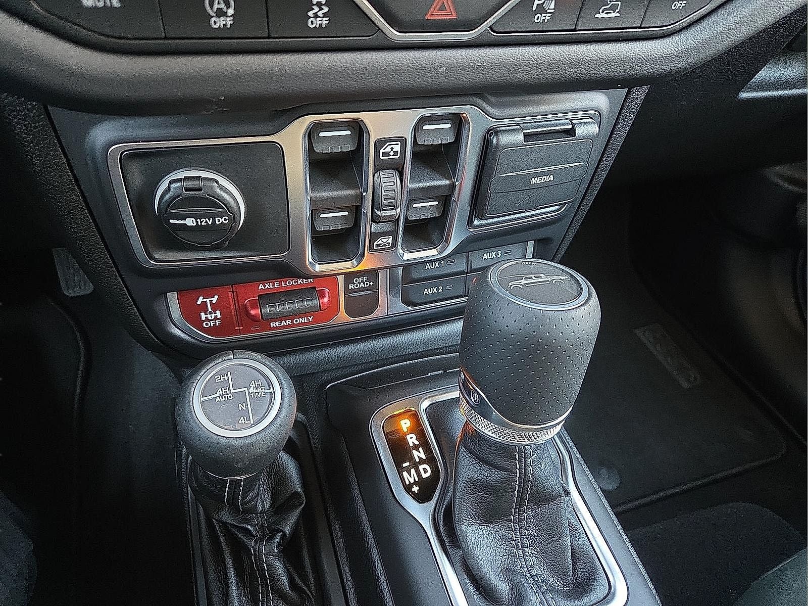 2026 Jeep Gladiator GLADIATOR MOJAVE X 4X4