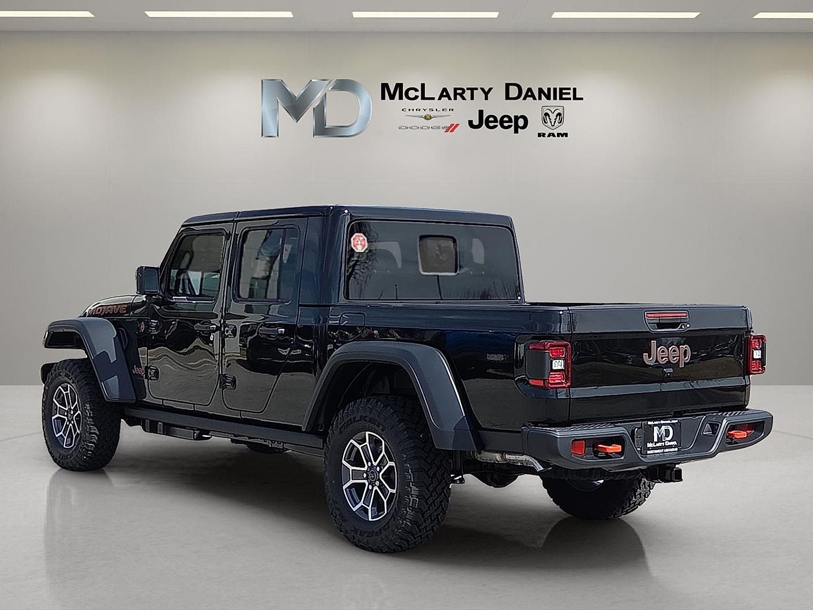 2026 Jeep Gladiator GLADIATOR MOJAVE 4X4