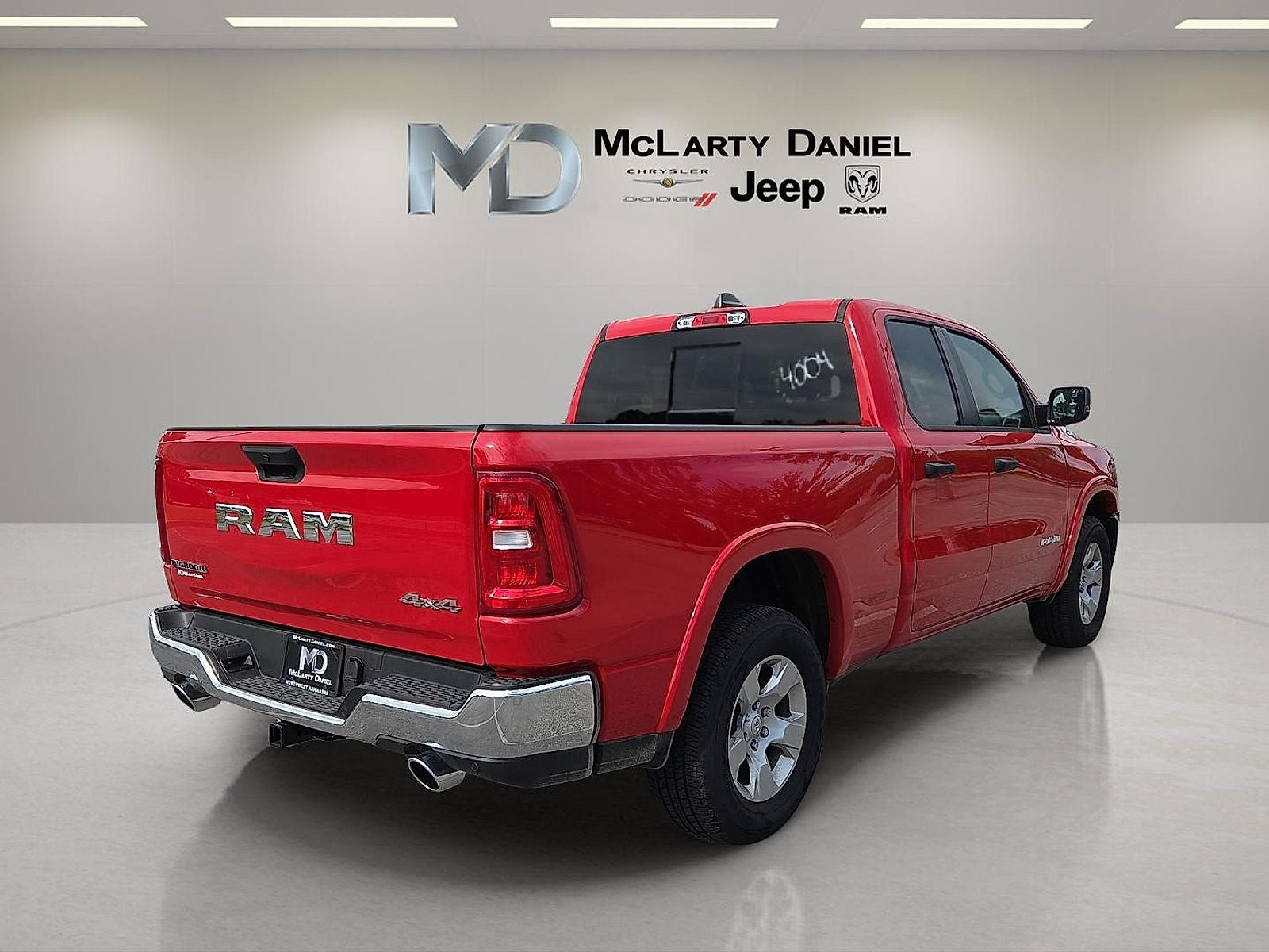 2025 RAM 1500 Big Horn Crew Cab 4x4 6'4' Box