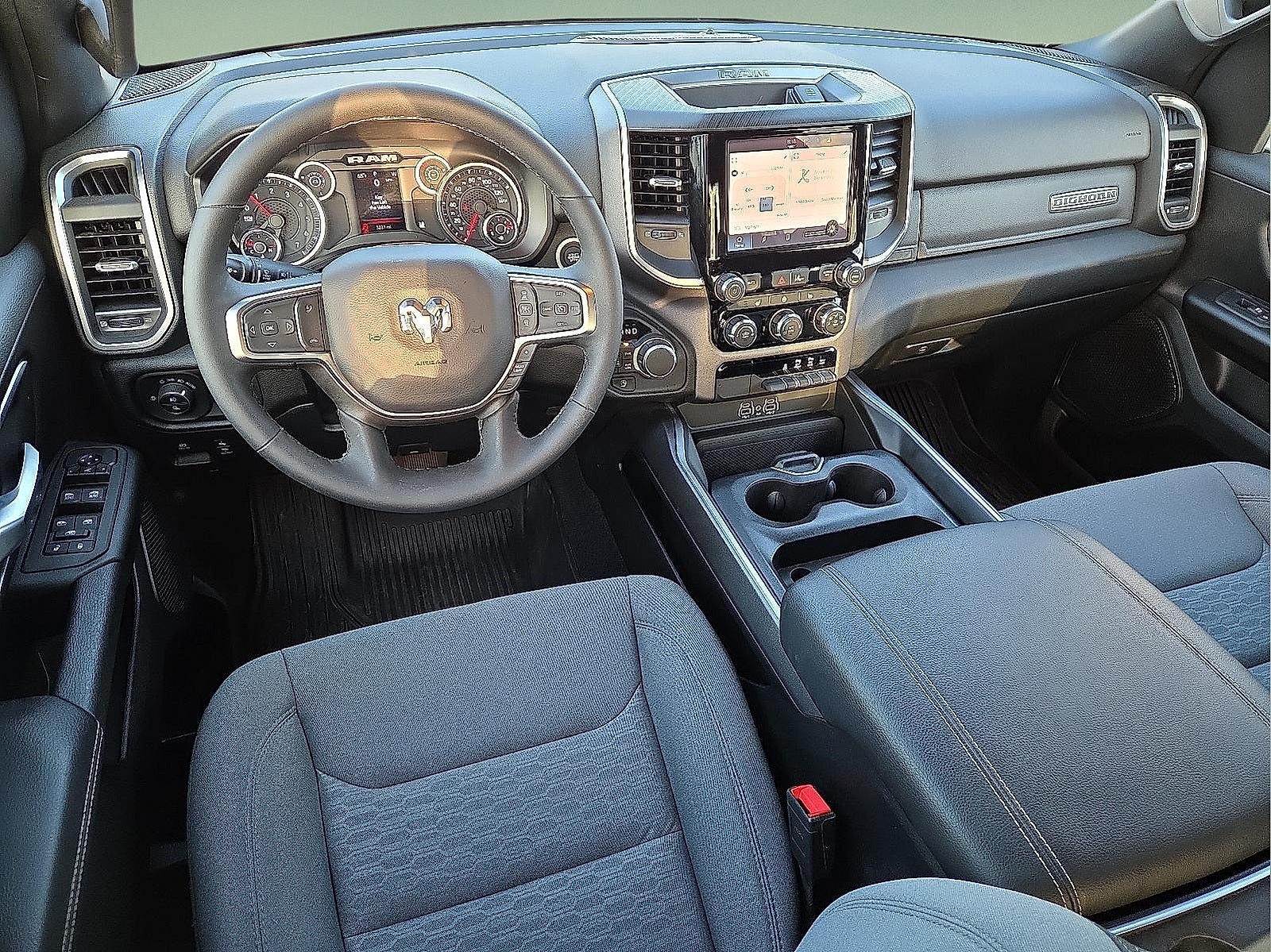 2025 RAM Ram 1500 RAM 1500 BIG HORN CREW CAB 4X4 5'7' BOX