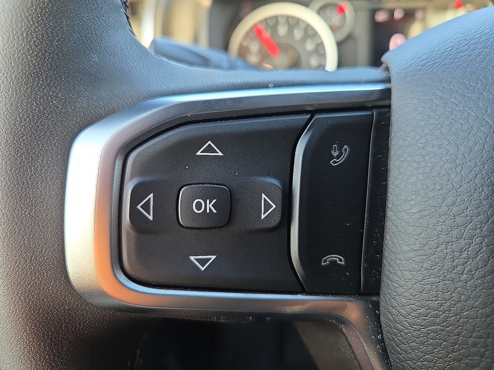 2025 RAM Ram 1500 RAM 1500 BIG HORN CREW CAB 4X4 5'7' BOX