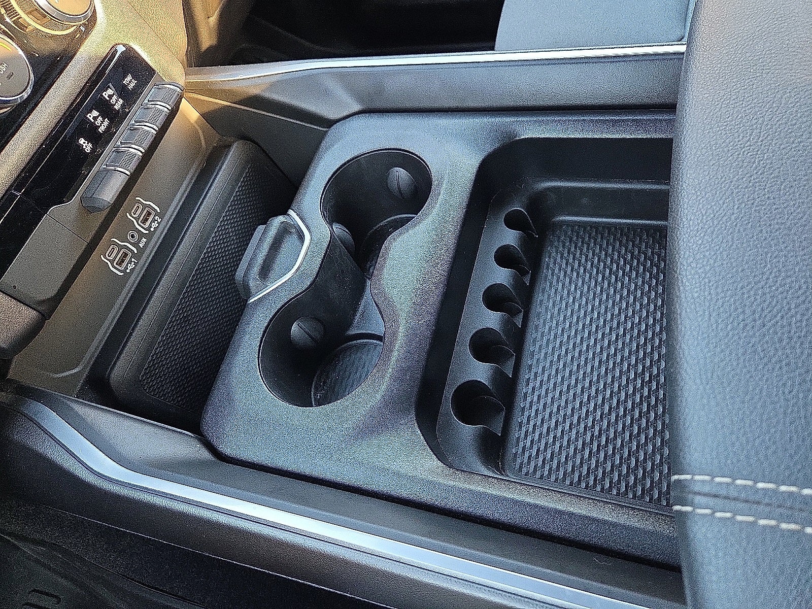 2025 RAM Ram 1500 RAM 1500 BIG HORN CREW CAB 4X4 5'7' BOX