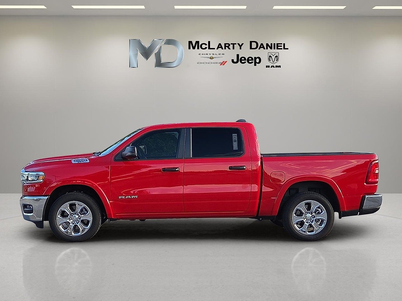 2025 RAM Ram 1500 RAM 1500 BIG HORN CREW CAB 4X4 5'7' BOX