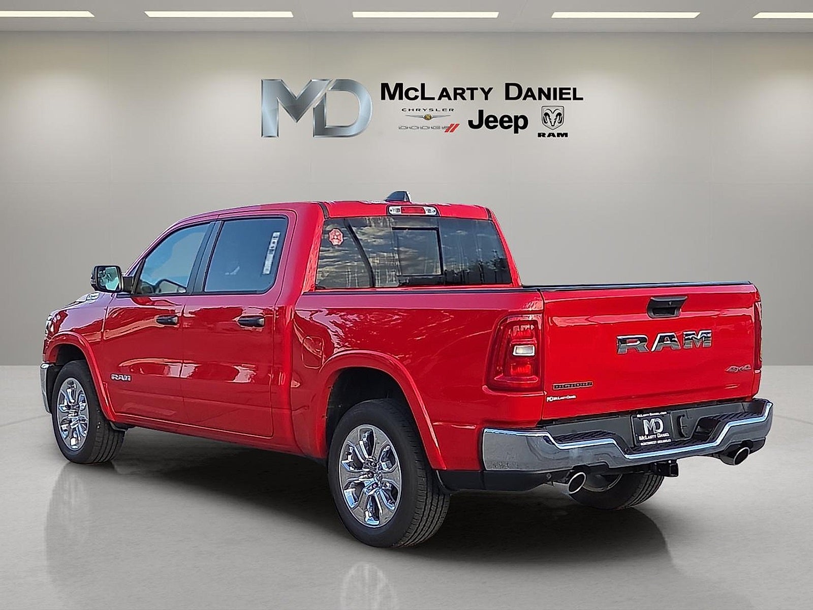 2025 RAM Ram 1500 RAM 1500 BIG HORN CREW CAB 4X4 5'7' BOX