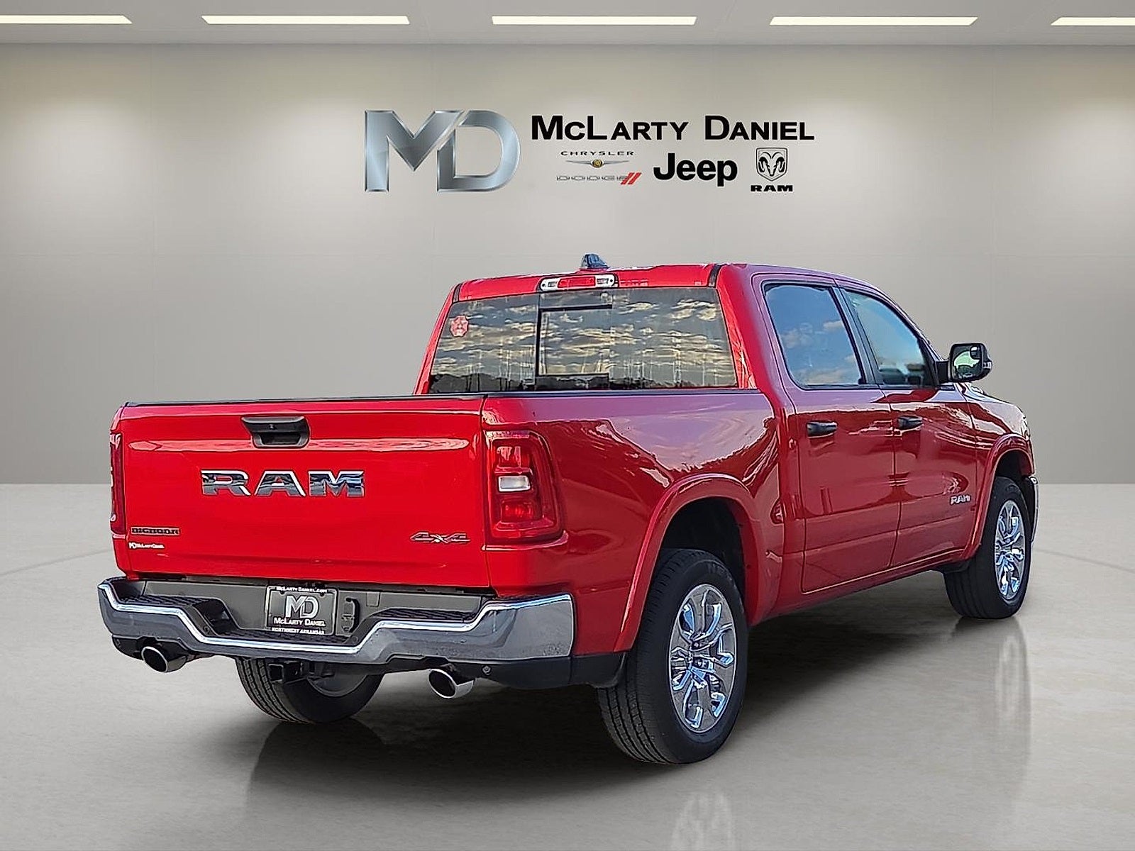 2025 RAM Ram 1500 RAM 1500 BIG HORN CREW CAB 4X4 5'7' BOX