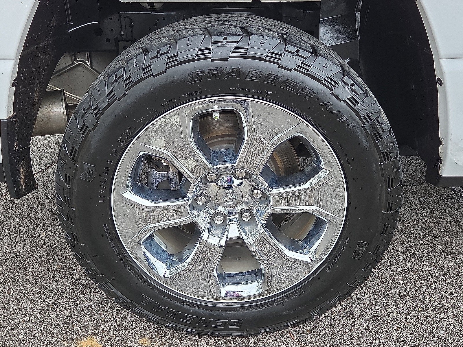 2023 RAM 1500 Big Horn Crew Cab 4x4 5'7' Box