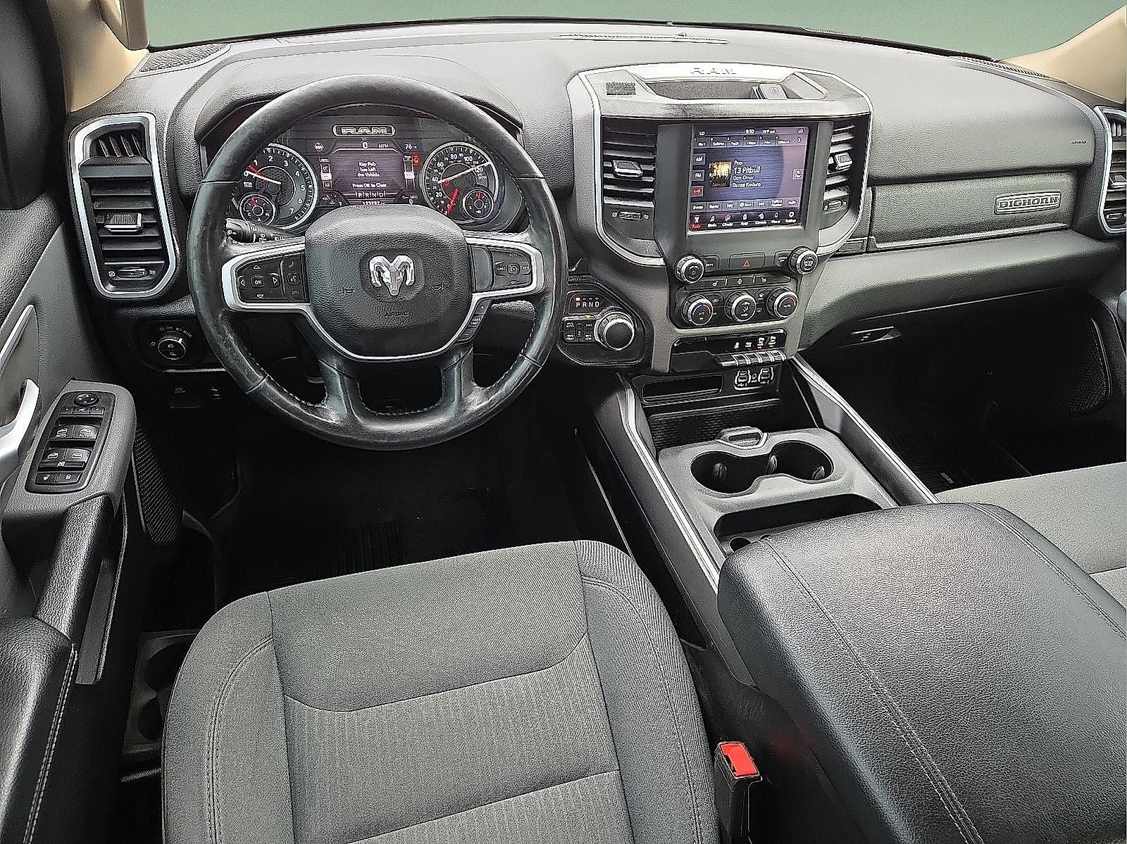 2020 RAM 1500 Big Horn Crew Cab 4x4 5'7' Box