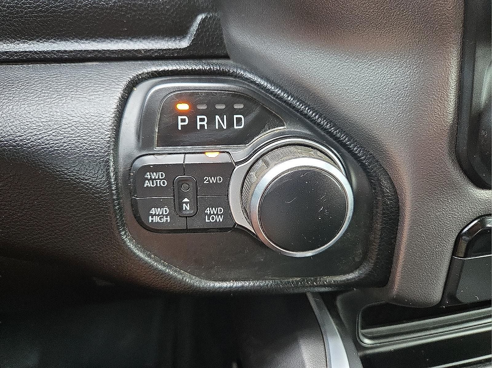 2020 RAM 1500 Big Horn Crew Cab 4x4 5'7' Box