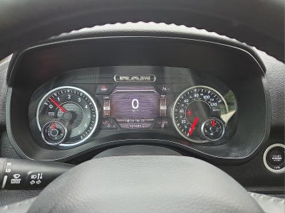 2020 RAM 1500 Big Horn Crew Cab 4x4 5'7' Box