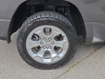 2020 RAM 1500 Big Horn Crew Cab 4x4 5'7' Box