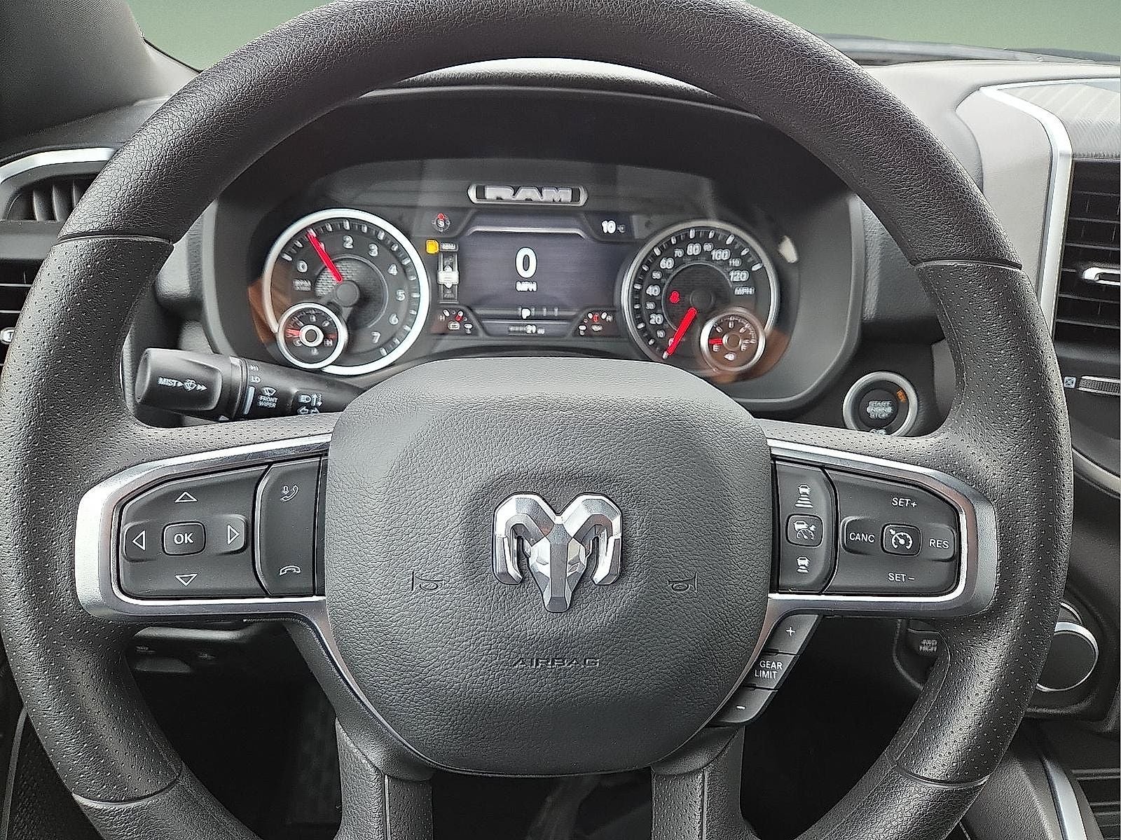 2026 RAM Ram 1500 RAM 1500 EXPRESS CREW CAB 4X4 5'7' BOX