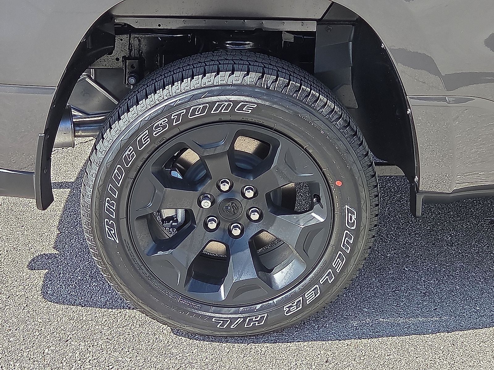 2026 RAM Ram 1500 RAM 1500 EXPRESS CREW CAB 4X4 5'7' BOX