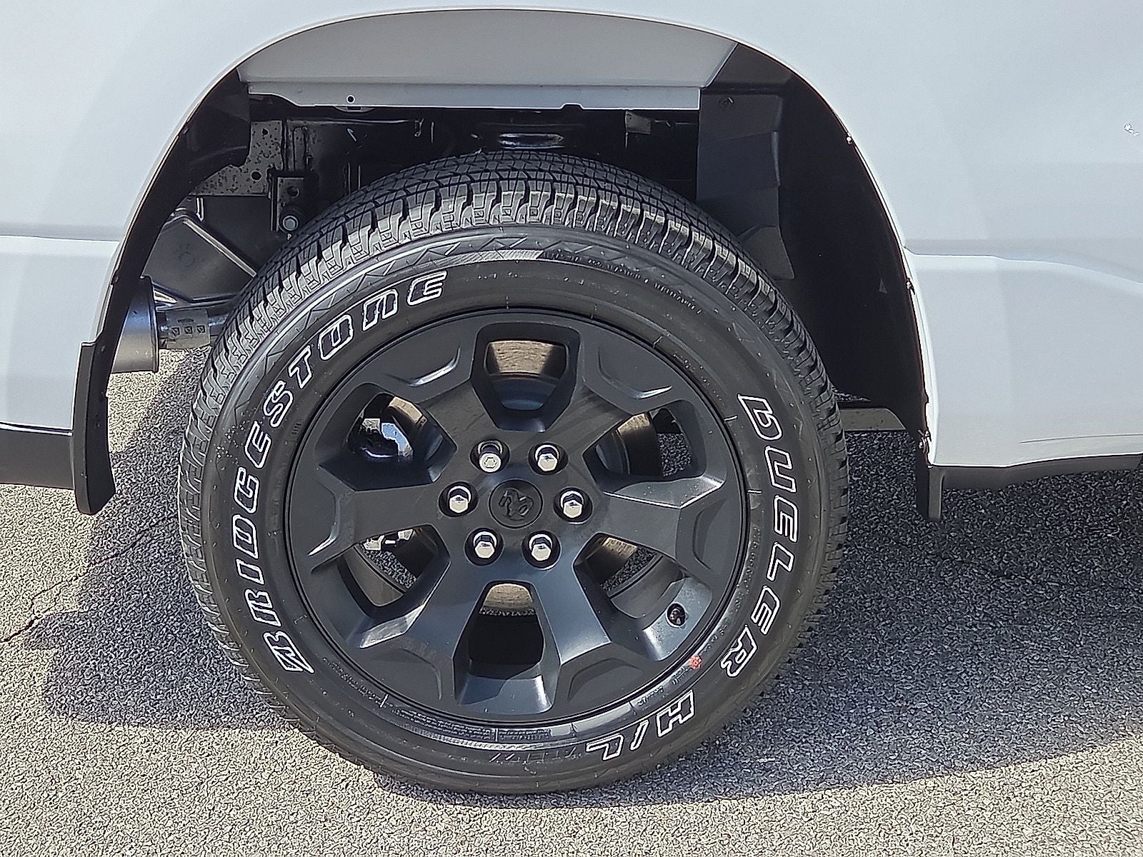 2026 RAM Ram 1500 RAM 1500 EXPRESS CREW CAB 4X4 5'7' BOX