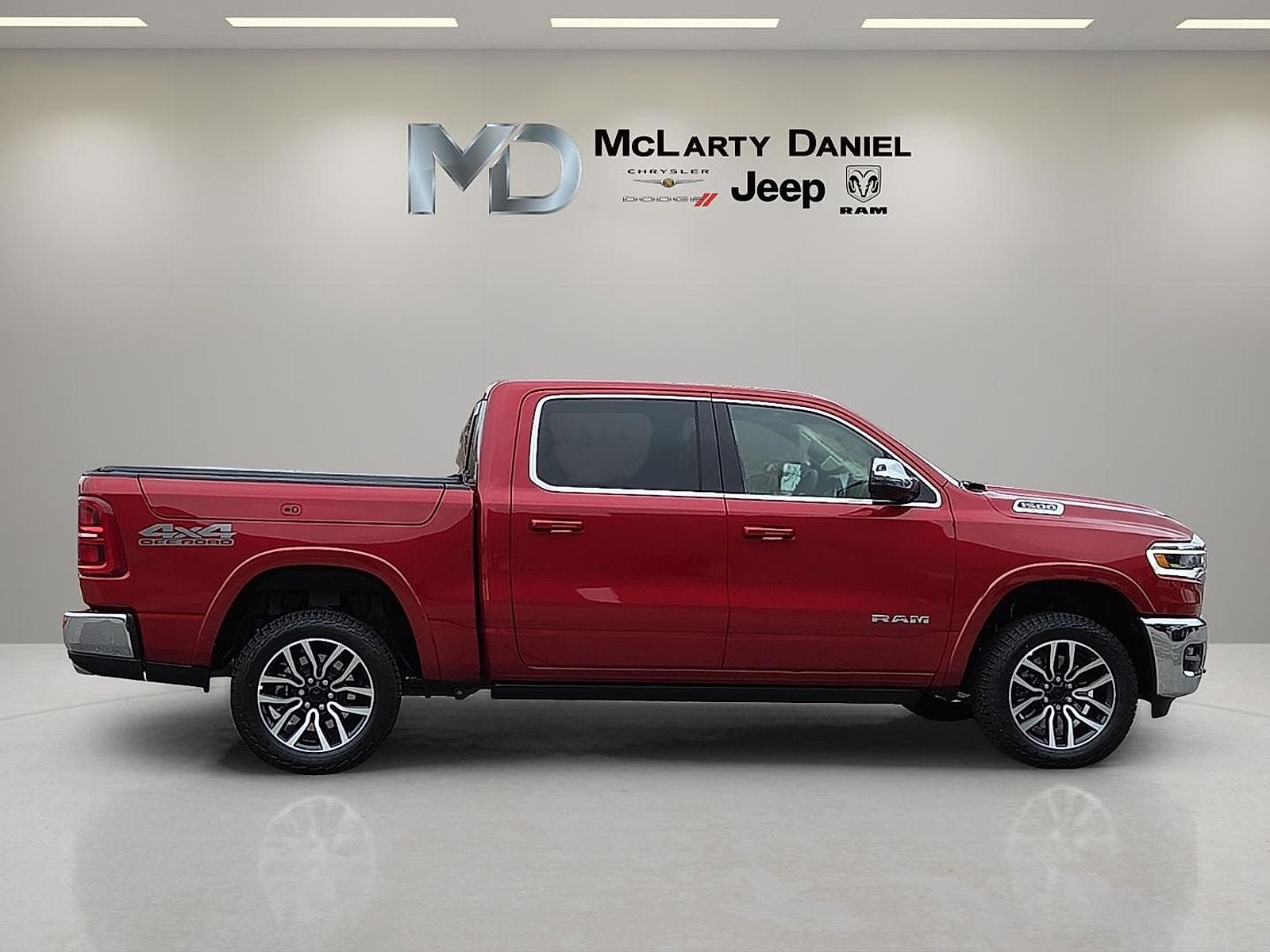 2026 RAM Ram 1500 RAM 1500 LIMITED LONGHORN CREW CAB 4X4 5'7' BOX