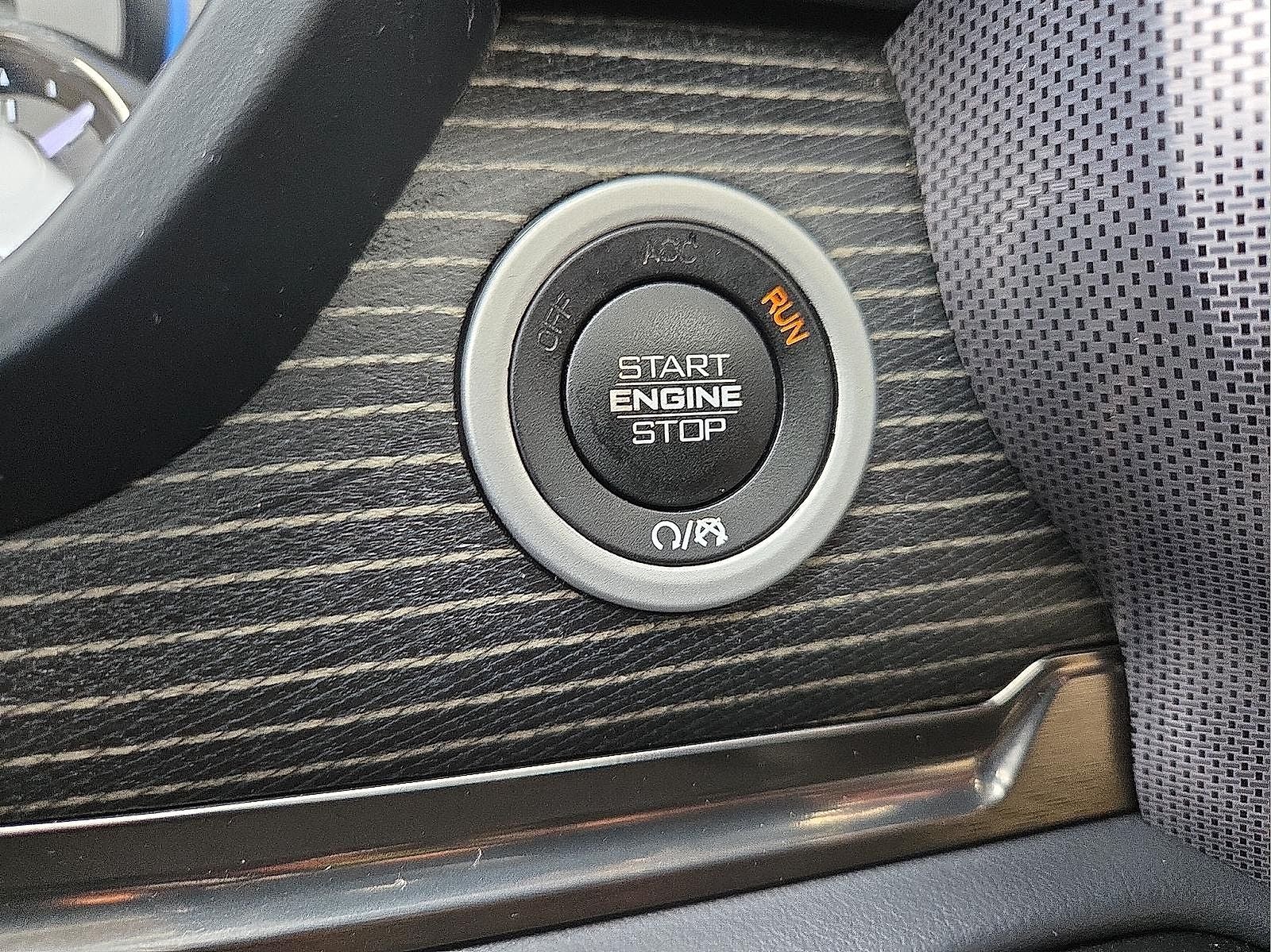 2020 RAM 1500 Limited Crew Cab 4x4 5'7' Box