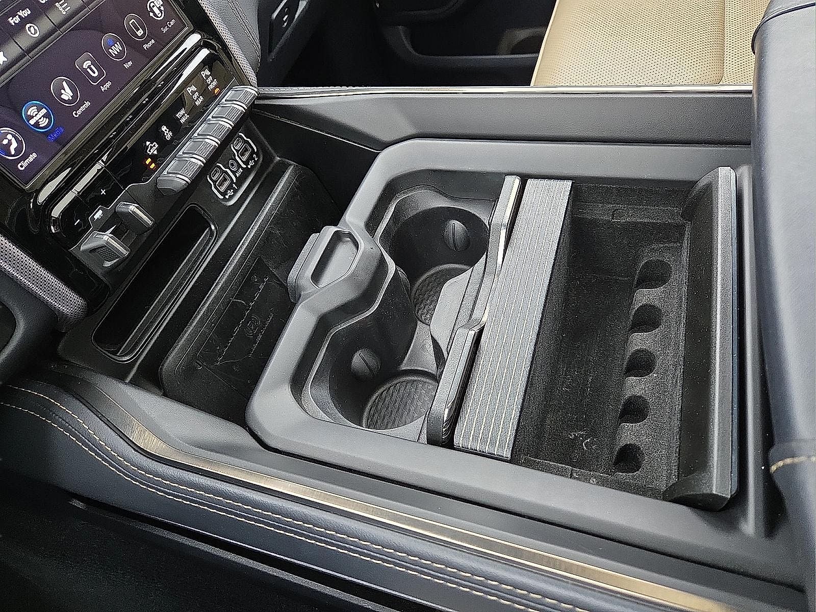 2020 RAM 1500 Limited Crew Cab 4x4 5'7' Box