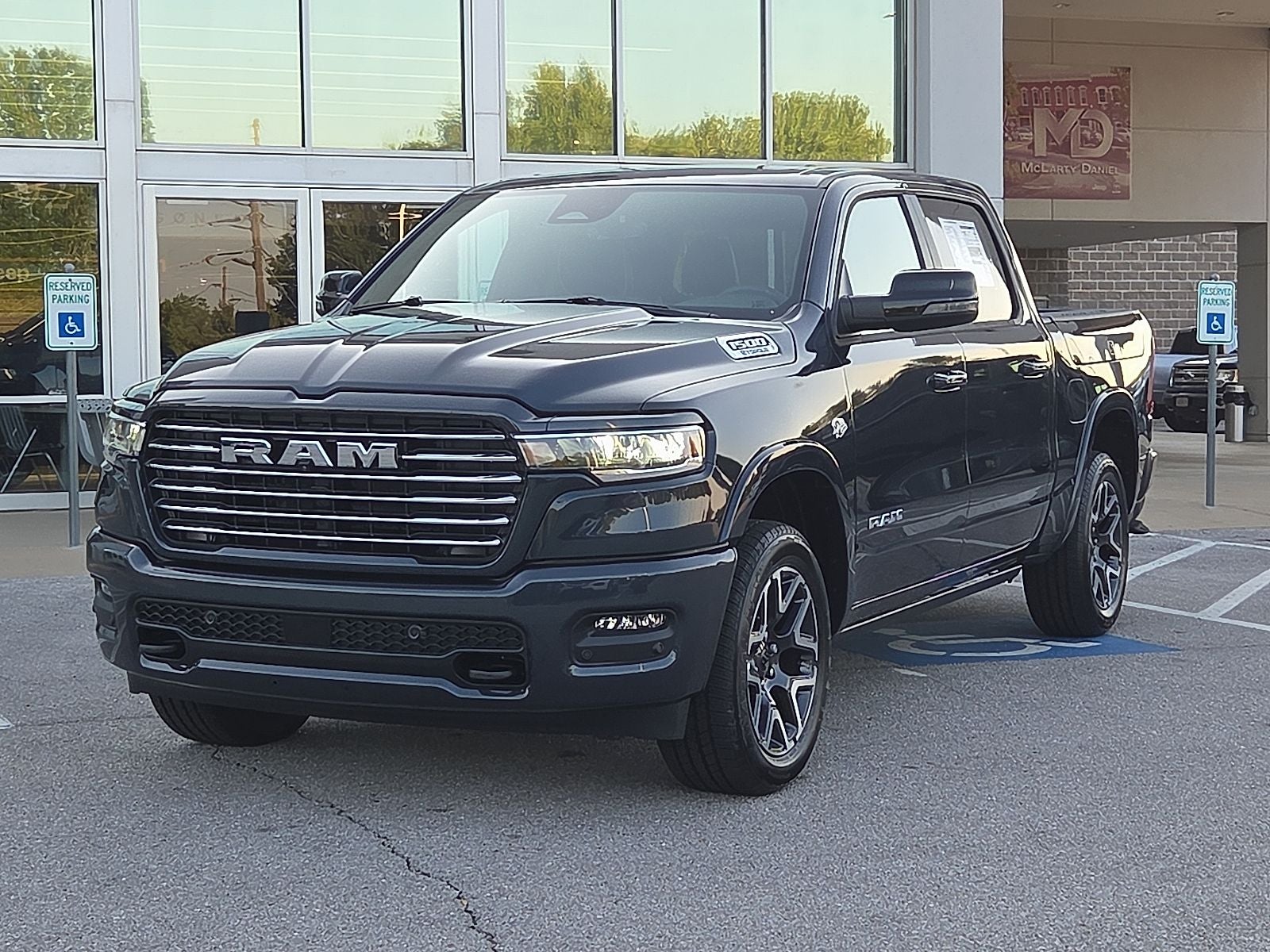 2027 RAM Ram 1500 RAM 1500 LARAMIE CREW CAB 4X4 5'7' BOX