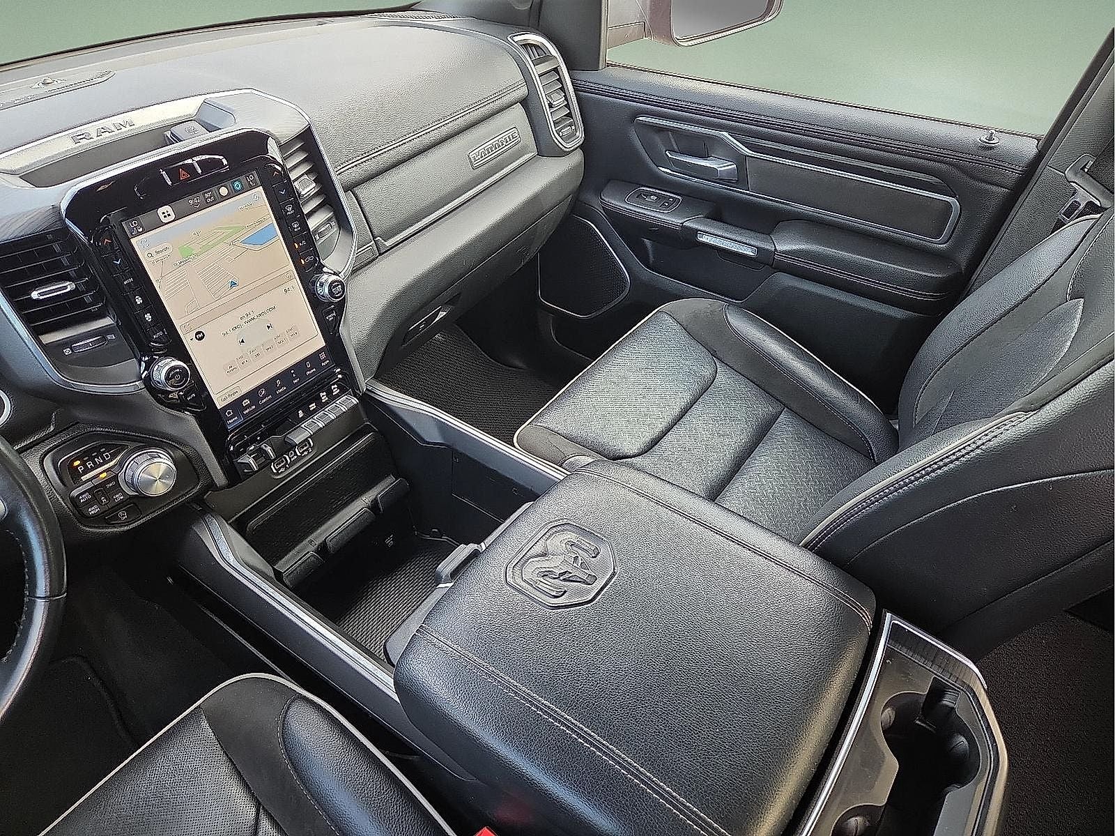 2023 RAM 1500 Laramie Crew Cab 4x4 5'7' Box