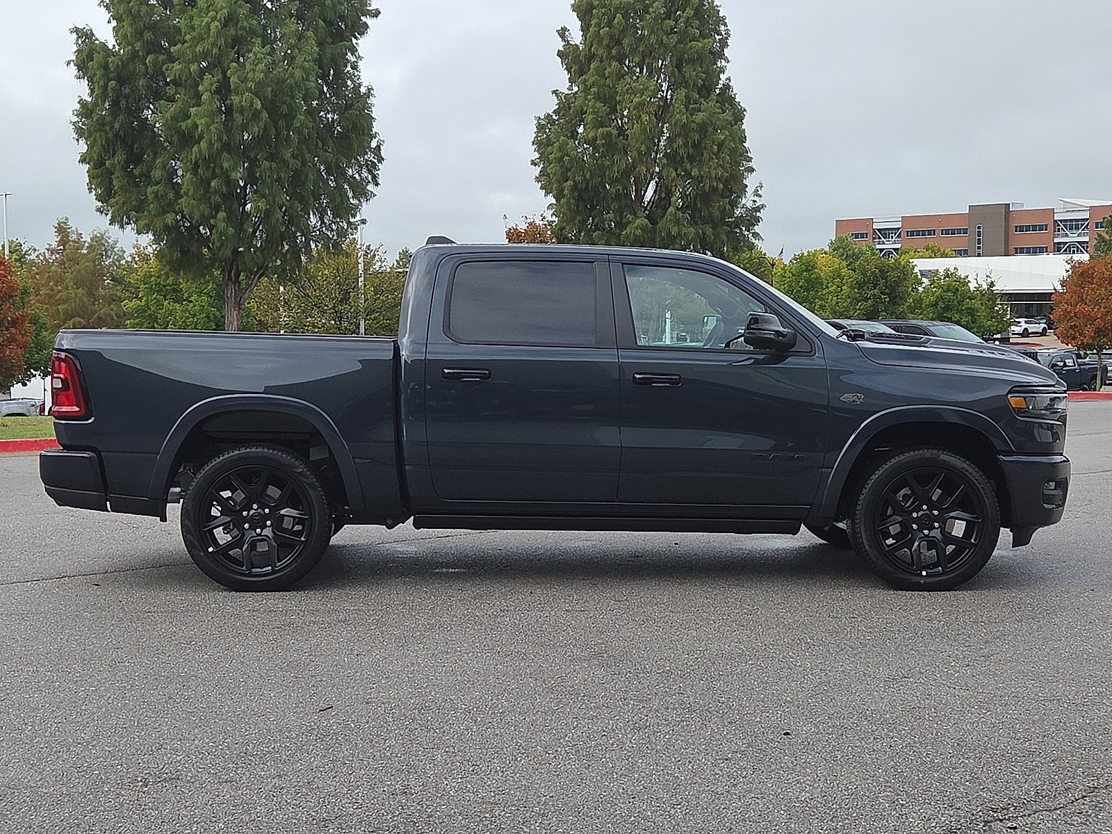 2027 RAM Ram 1500 RAM 1500 LARAMIE CREW CAB 4X4 5'7' BOX