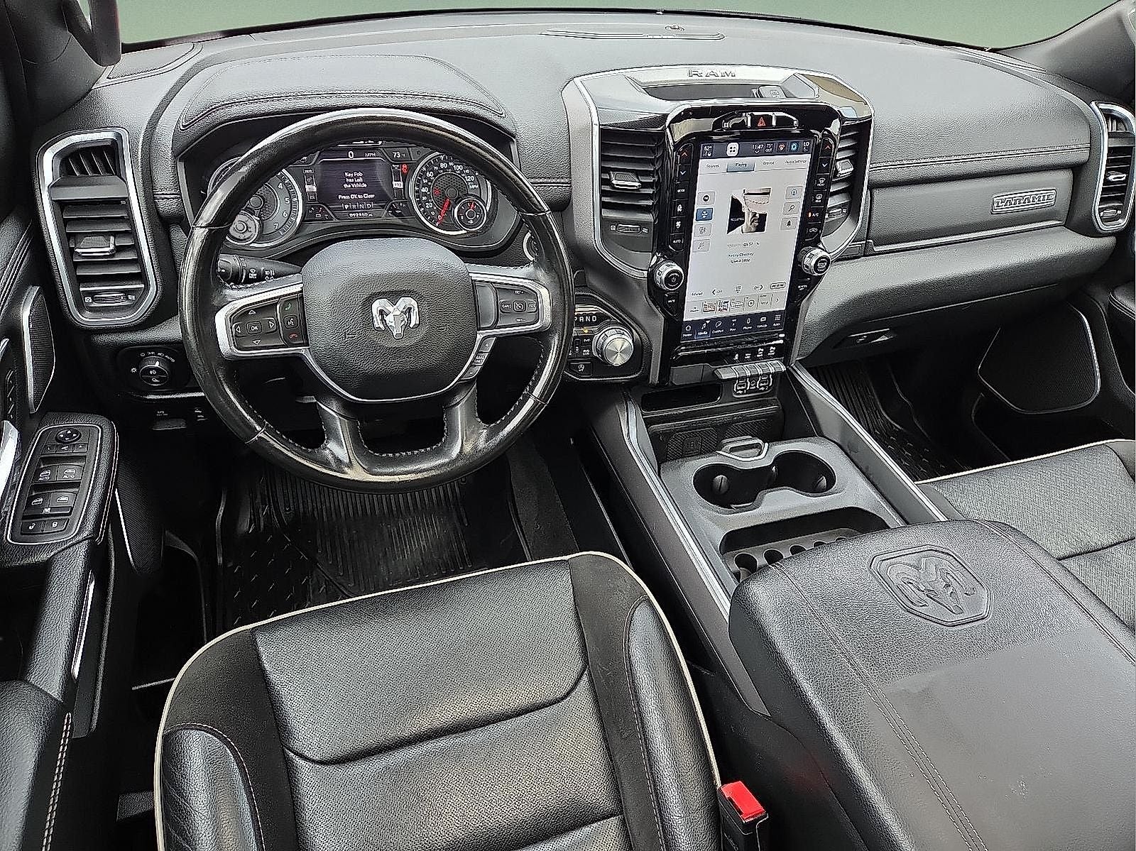 2022 RAM 1500 Laramie Crew Cab 4x4 6'4' Box