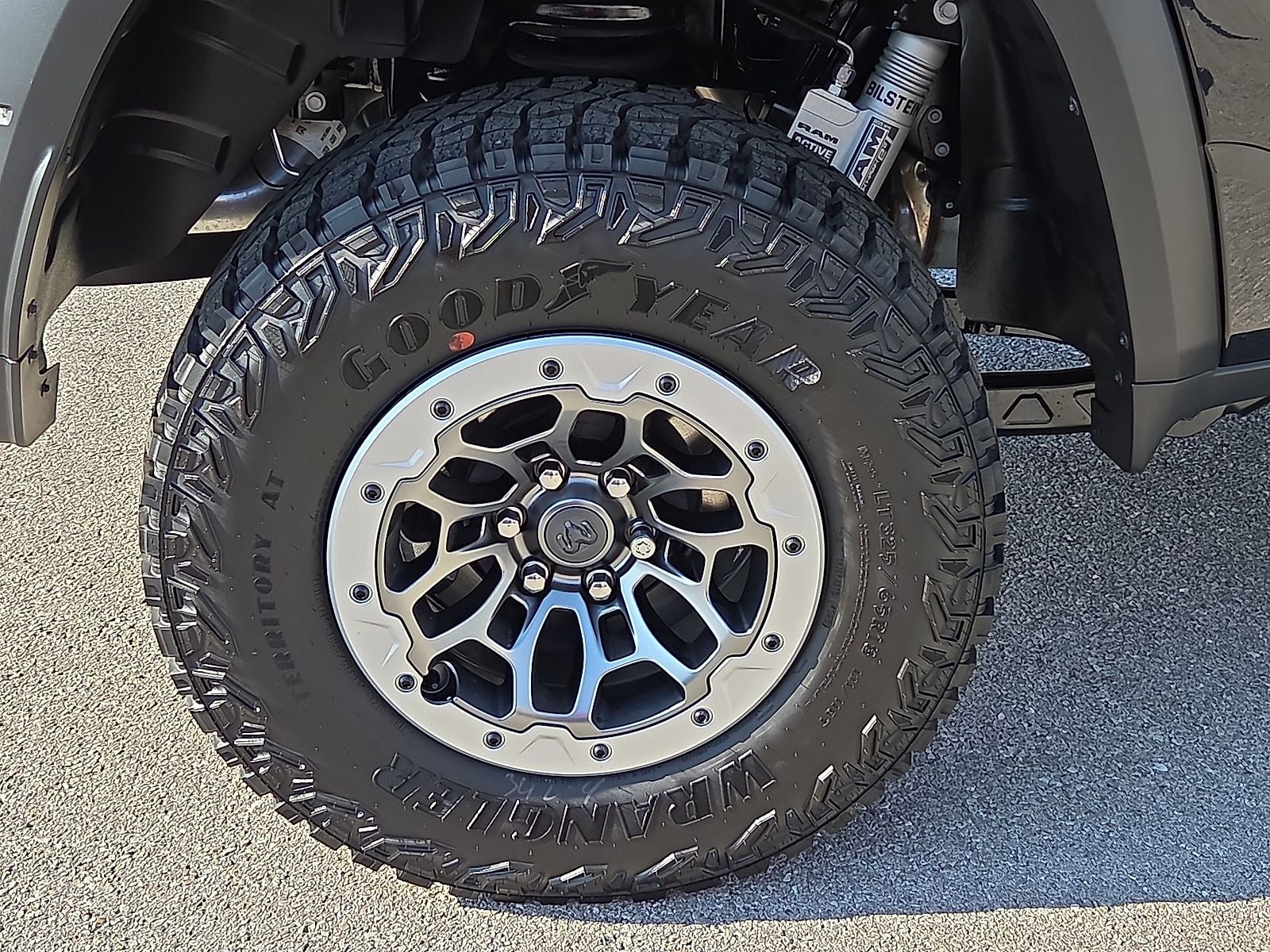 2026 RAM Ram 1500 RAM 1500 RHO CREW CAB 4X4 5'7' BOX