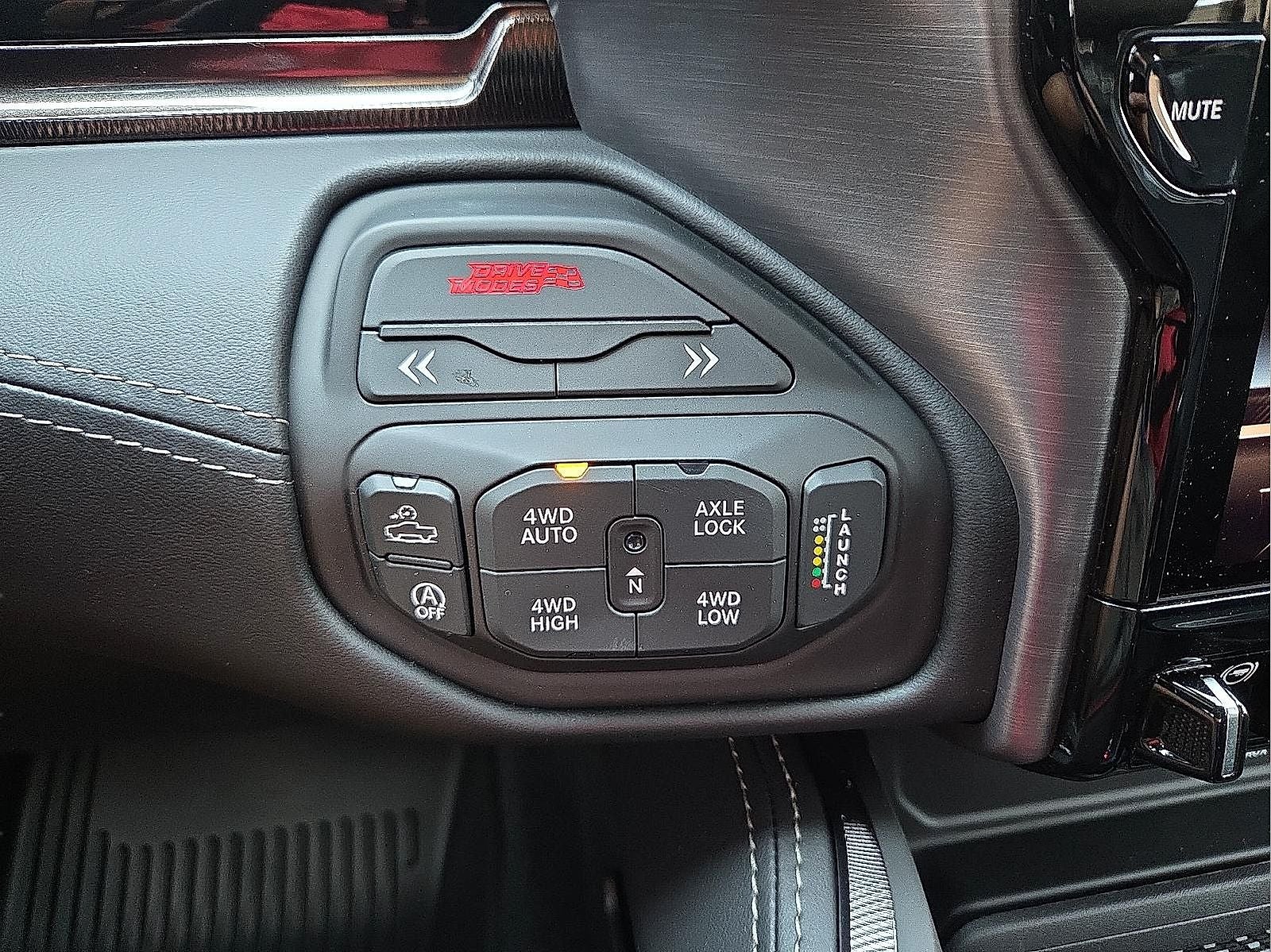 2026 RAM Ram 1500 RAM 1500 RHO CREW CAB 4X4 5'7' BOX