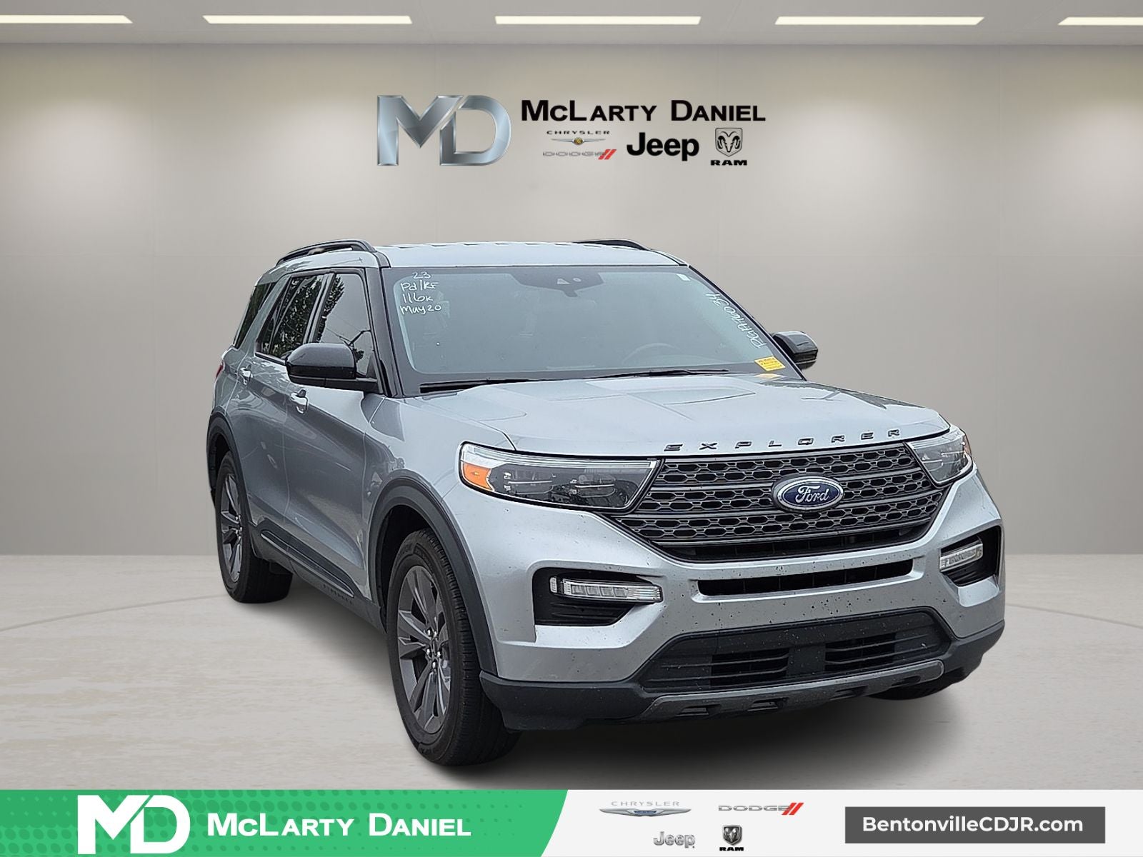 2023 Ford Explorer XLT RWD's photo