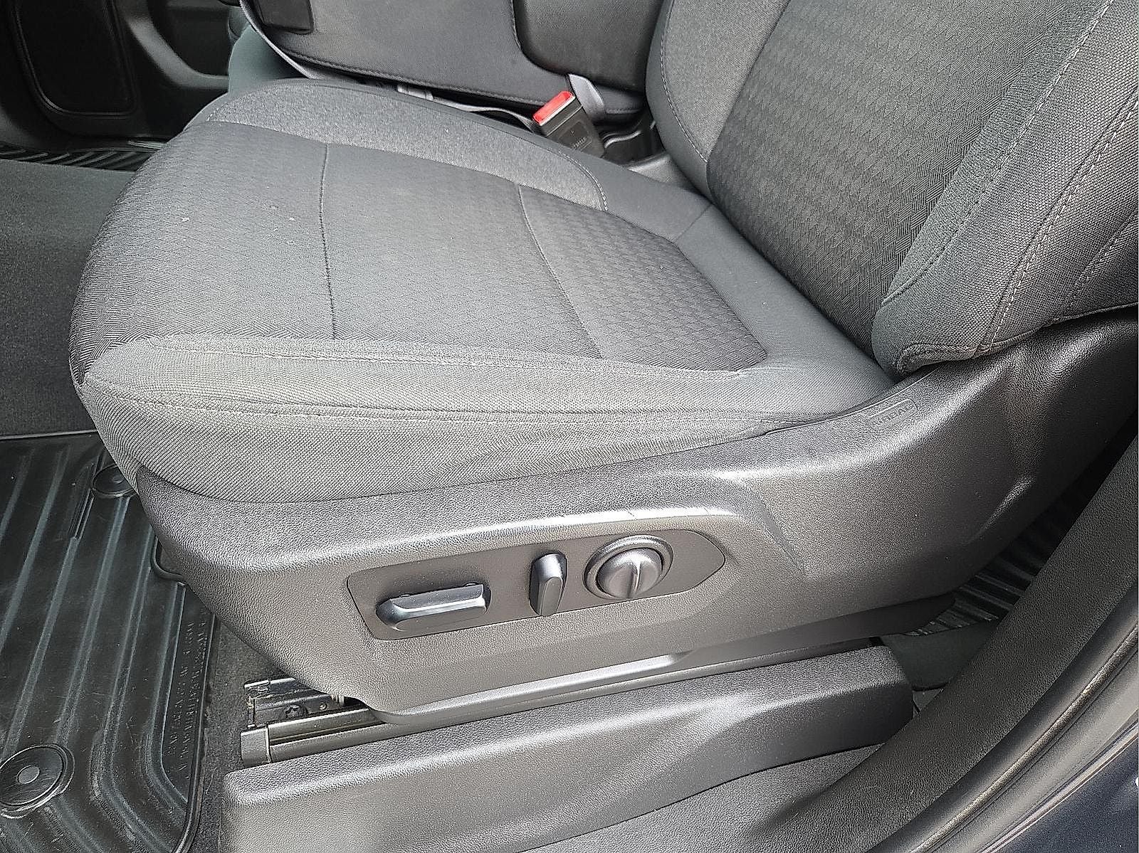 2021 Chevrolet Silverado 1500 4WD Crew Cab Short Bed RST