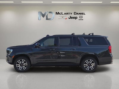 2023 GMC Yukon XL 4WD AT4