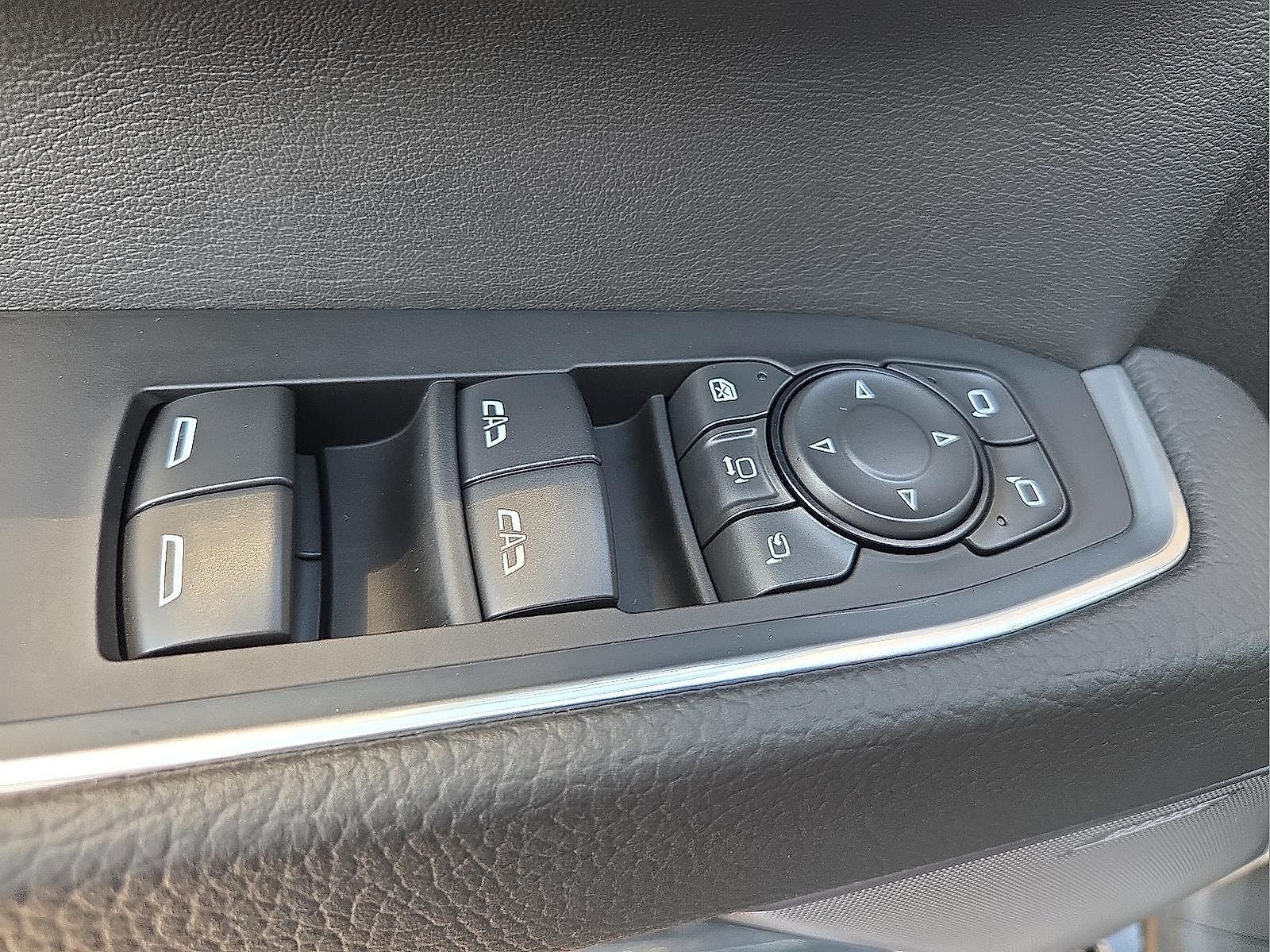 2025 GMC Sierra 2500HD 4WD Crew Cab Standard Bed Denali