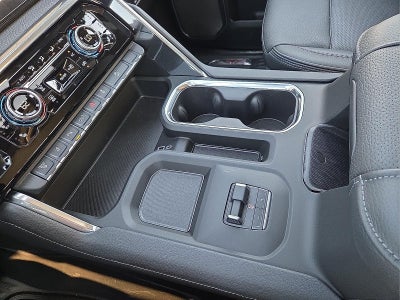2025 GMC Sierra 2500HD 4WD Crew Cab Standard Bed Denali