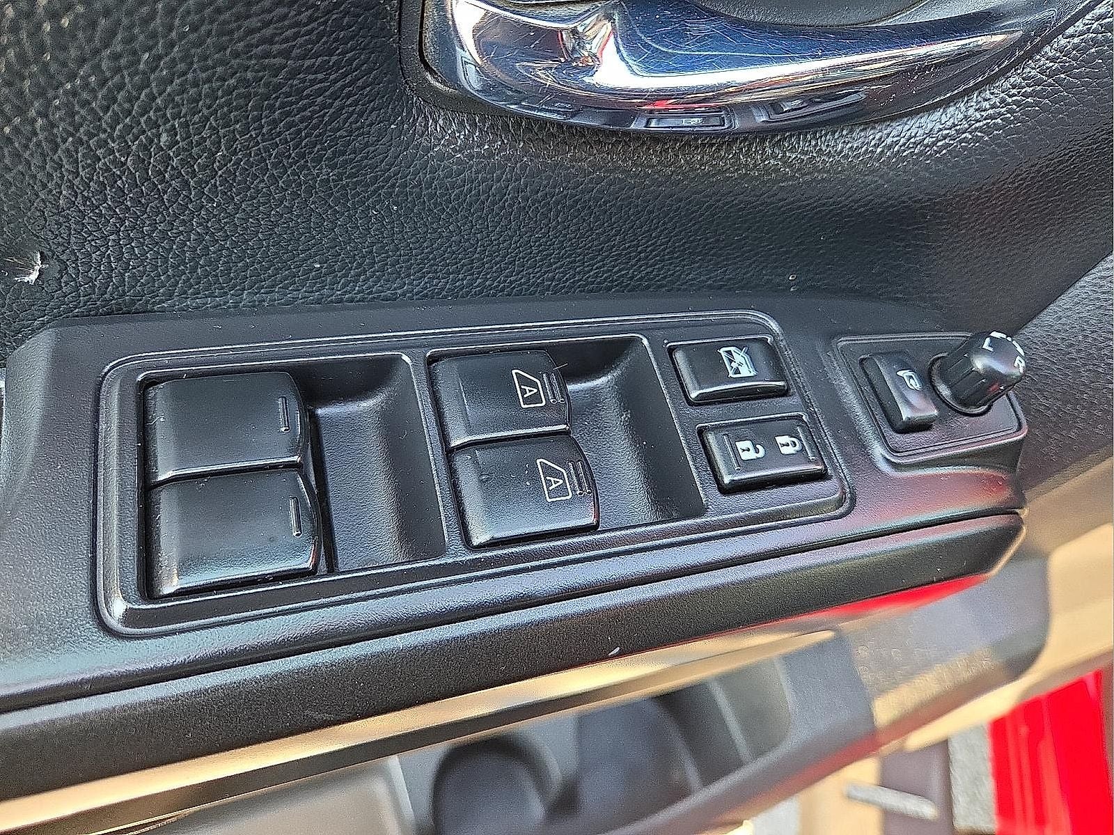 2021 Nissan TITAN Crew Cab PRO-4X 4x4