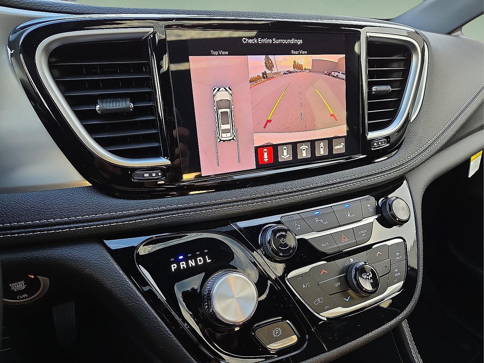 2026 Chrysler Pacifica PACIFICA LIMITED