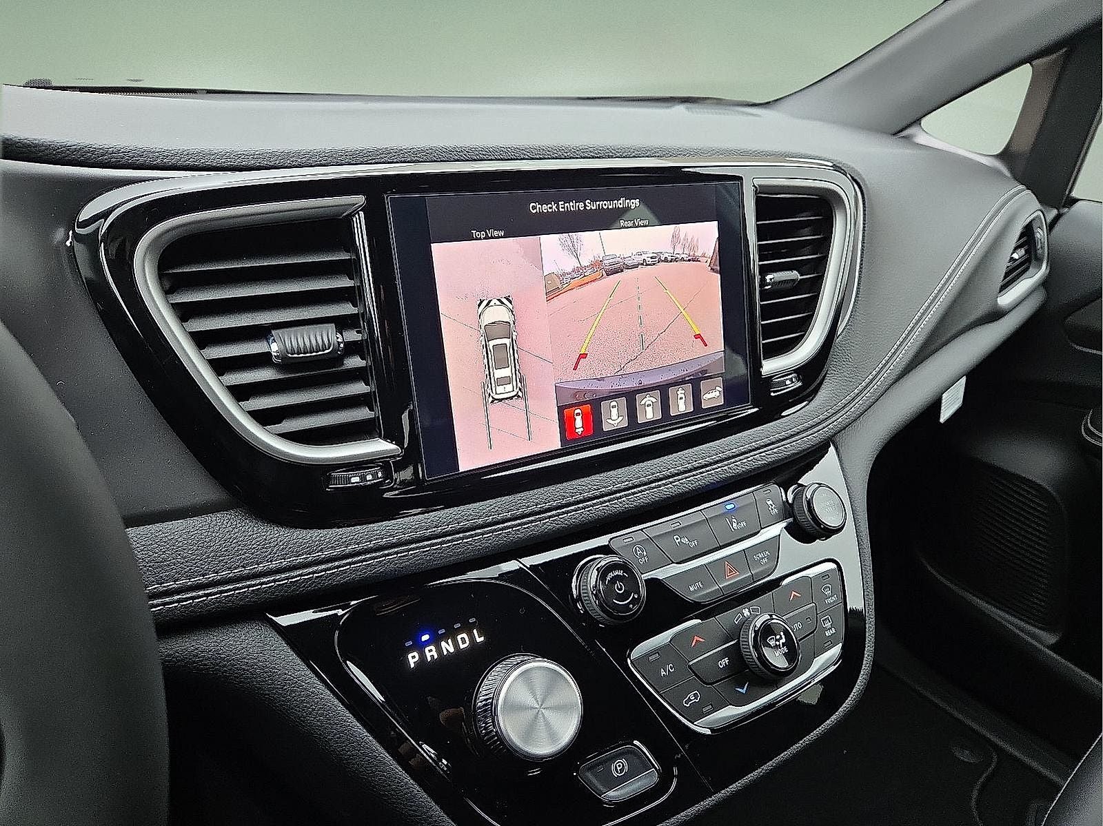 2026 Chrysler Pacifica PACIFICA SELECT AWD