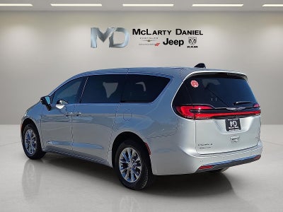 2026 Chrysler Pacifica PACIFICA SELECT AWD