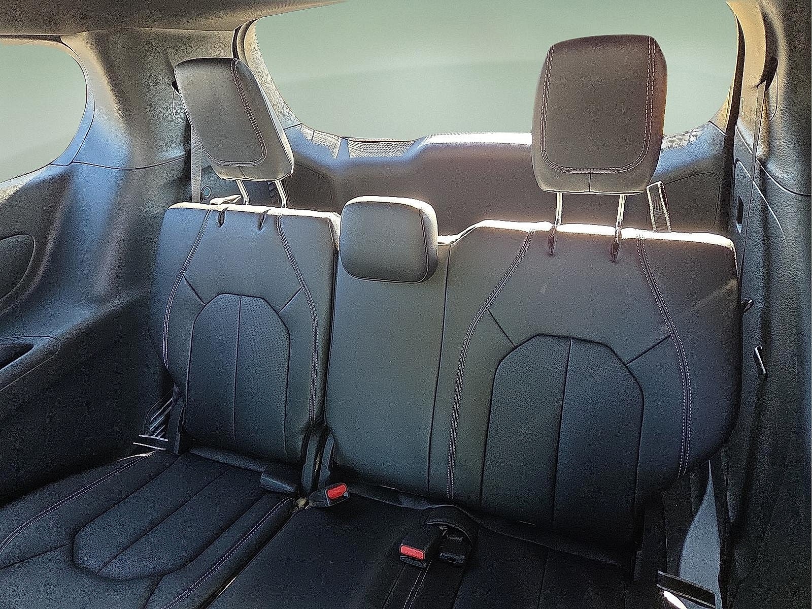 2026 Chrysler Pacifica PACIFICA SELECT AWD