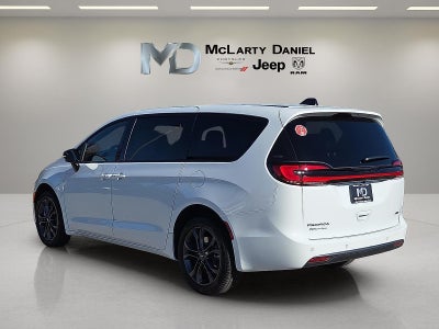 2026 Chrysler Pacifica PACIFICA SELECT AWD