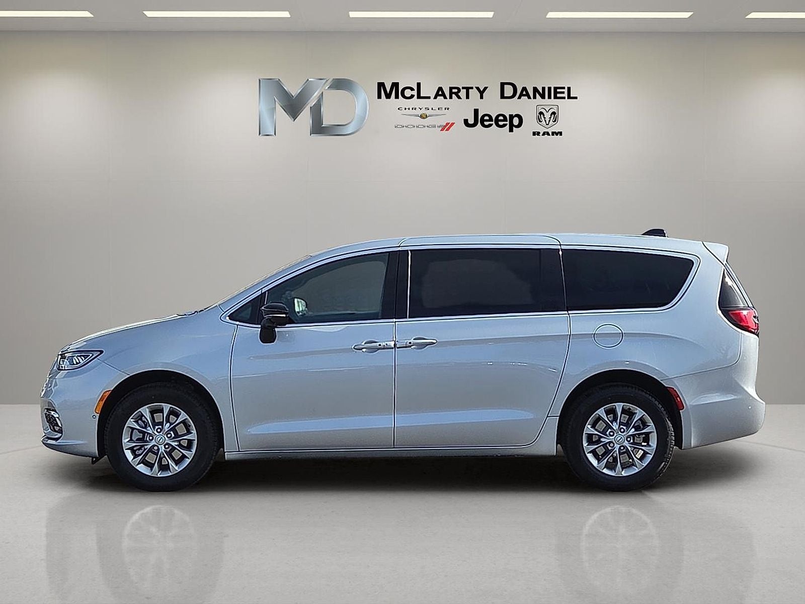 2026 Chrysler Pacifica PACIFICA LIMITED AWD