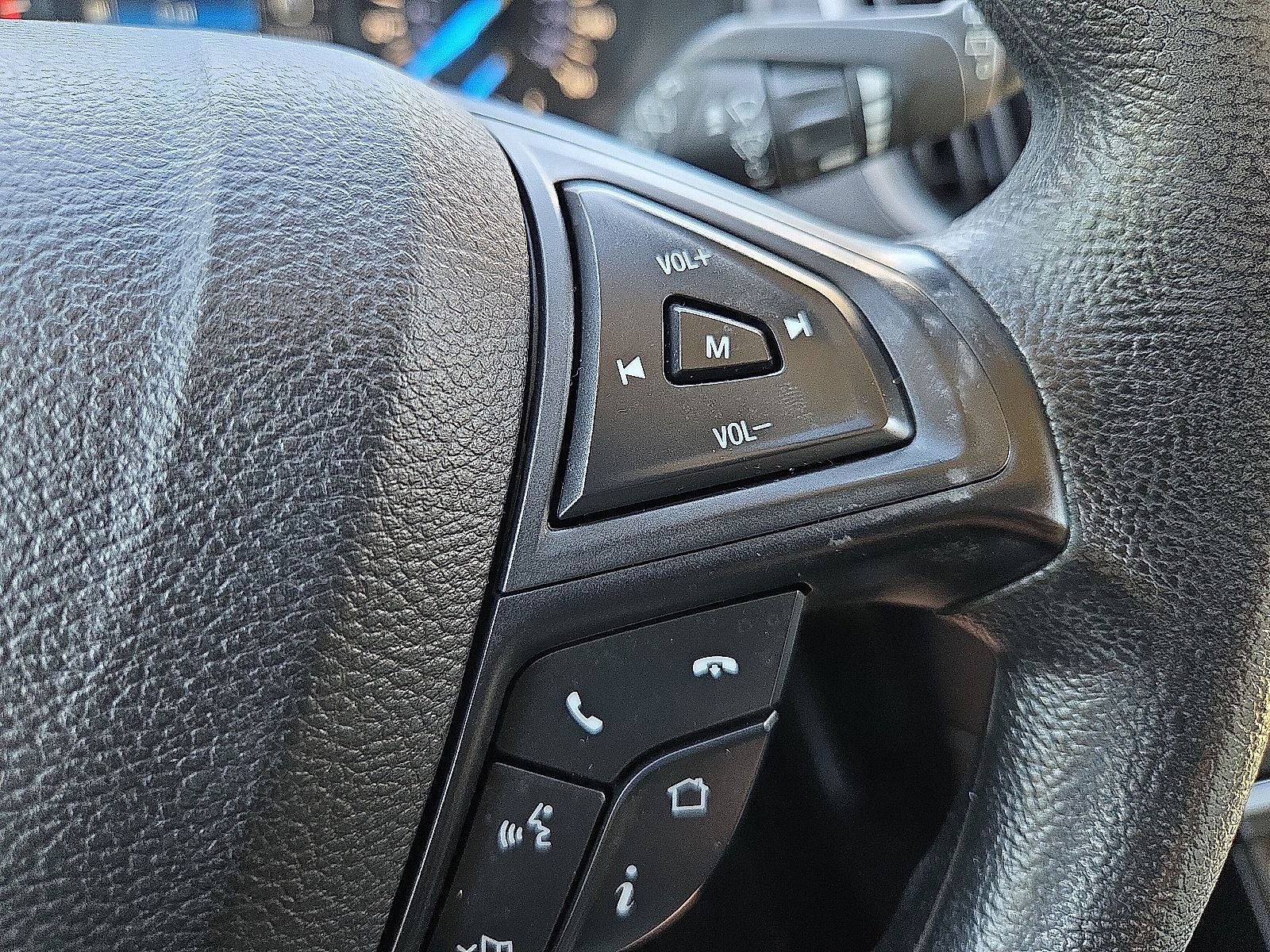 2020 Ford Edge SE