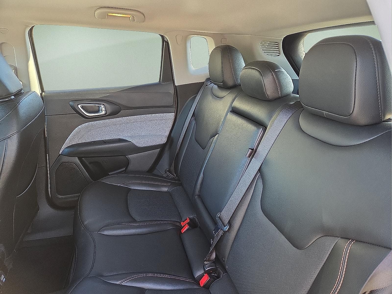 2022 Jeep Compass Latitude Lux 4x4