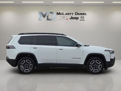 2026 Jeep Cherokee CHEROKEE LAREDO 4X4